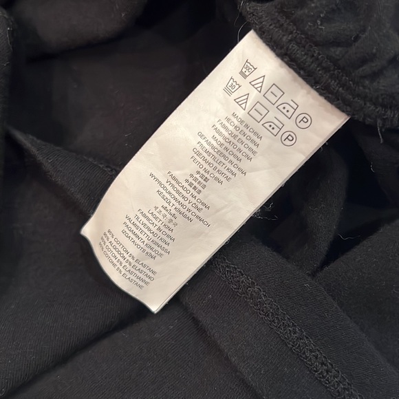 Michael Kors Black Ruched Side Zip Shoulder Short Sleeve Shirt Womens Small EUC - Picture 7 of 7